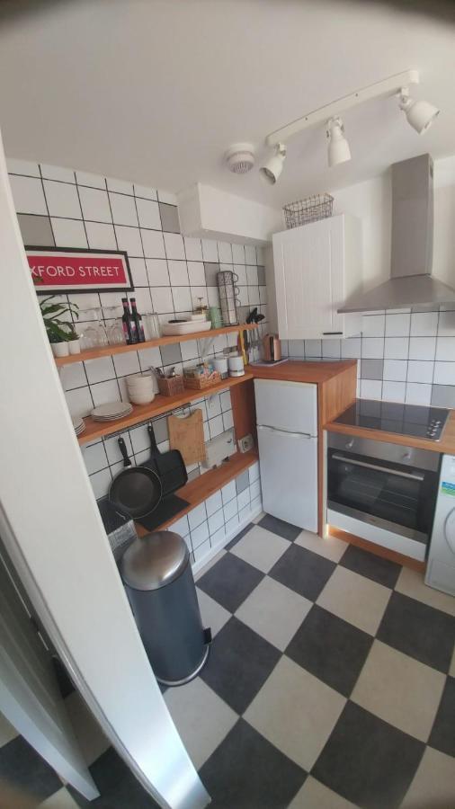 Апартаменты The Oldbrook Garden Flat Милтон-Кейнс Экстерьер фото